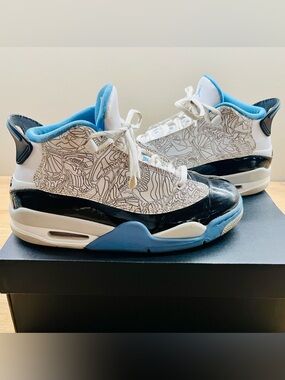 Nike Air Jordan Retro Dub Zero Legend Blue Laser Print Sneakers - Size 5.5 Youth